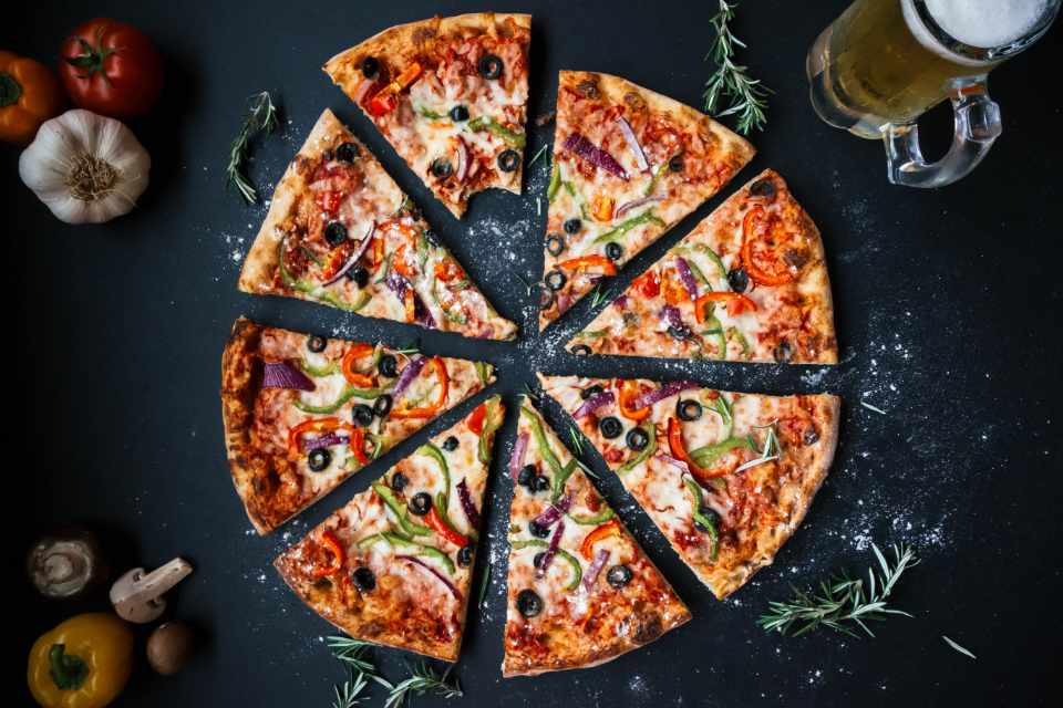 Thin Crust Pizza
